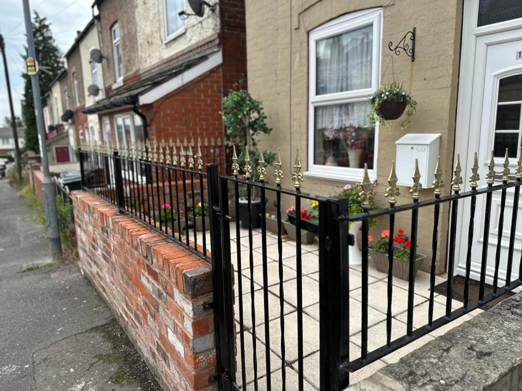 Grace'S Home Rotherham Dış mekan fotoğraf